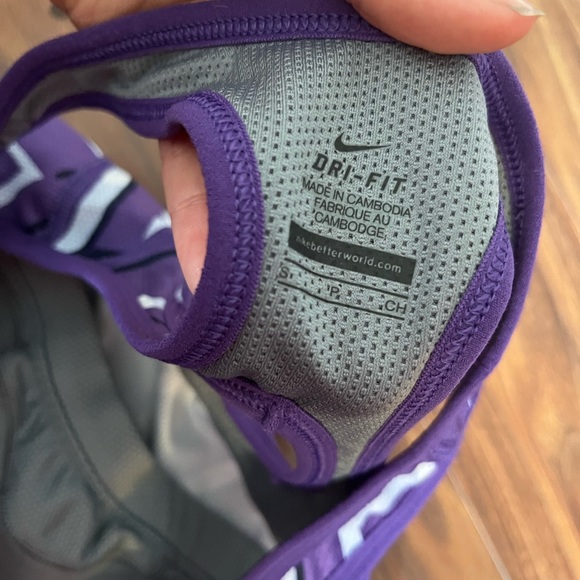 Nike live strong work out top - Picture 3 of 4